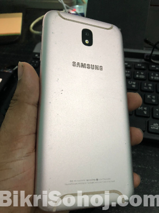 Samsung J7 Pro